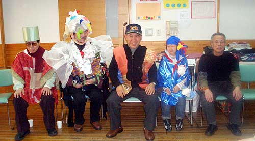 出来あがった服を着て集合