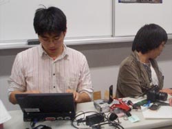 コンピューター処理中の様子2