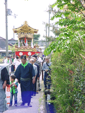 花山を先頭に上り馬場に