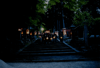 宵宮祭神事を終えたところ