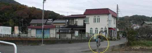 東の池にある案内板 Annaiban5_higashinoike.jpg