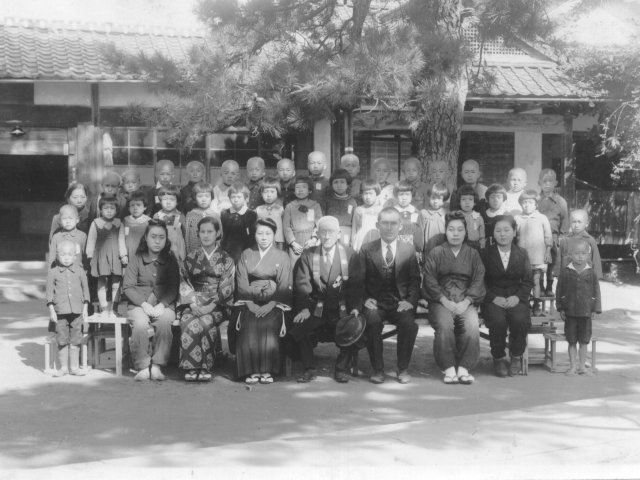 集団疎開解散の日　篠山町尊宝寺　1945.11.
